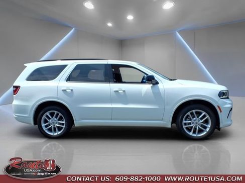 Used 2023 Dodge Durango GT AWD/4WD image 2