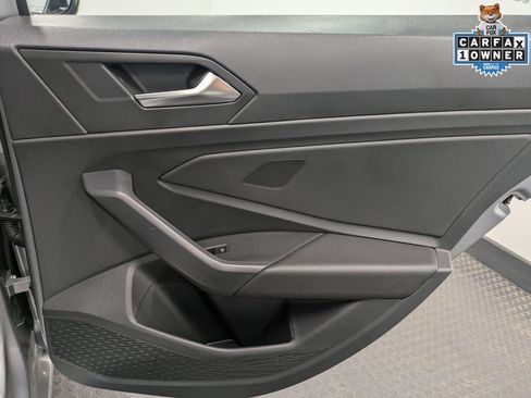Used 2025 Volkswagen Jetta Sport FWD image 27