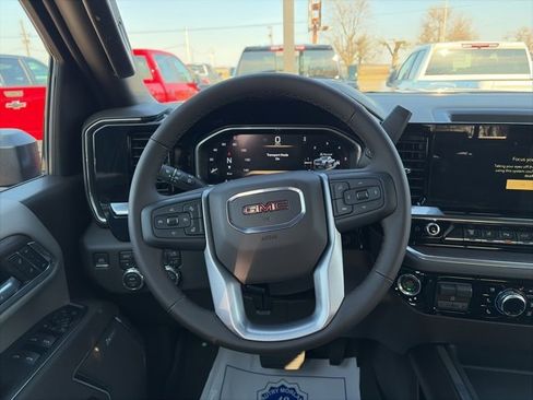 New 2026 GMC Sierra 2500 SLT w/ SLT Premium Package image 15
