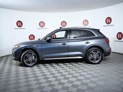 Used 2024 Audi Q5 e Premium Plus w/ Premium Plus Package image 5