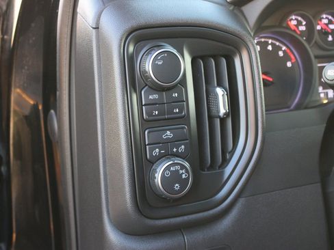 Used 2024 Chevrolet Silverado 1500 Custom Trail Boss AWD/4WD image 19