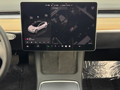 Used 2023 Tesla Model 3 Standard Range image 21