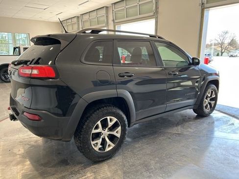 Used 2014 Jeep Cherokee Trailhawk w/ Leather Interior Group image 7