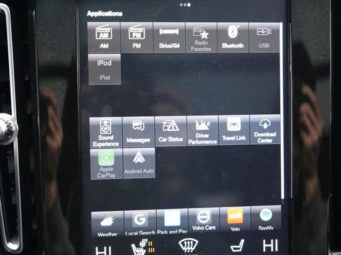 Used 2019 Volvo XC40 T5 R-Design image 38