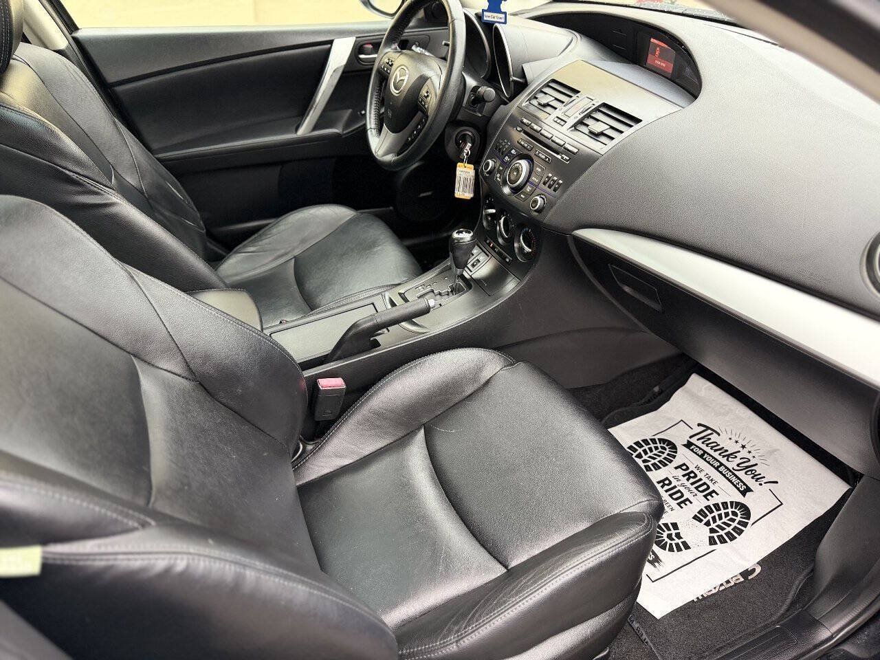 Used 2012 MAZDA MAZDA3 i Grand Touring w/ Tech Pkg FWD image 19