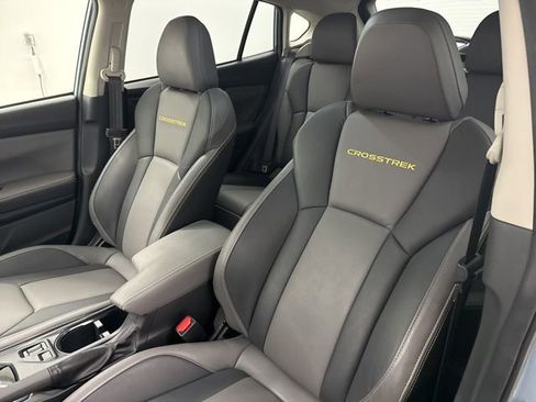 Used 2022 Subaru Crosstrek 2.5i Sport w/ Moonroof Package image 16