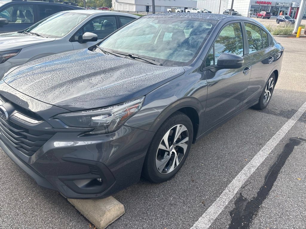 Used 2023 Subaru Legacy Premium AWD/4WD image 2