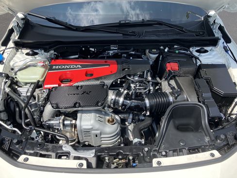 Used 2025 Honda Civic Type R image 36