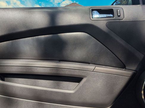 Used 2012 Ford Mustang GT Premium w/ Electronics Pkg image 7