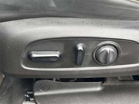 Used 2021 Chevrolet Traverse RS w/ LPO, Cargo Package image 24