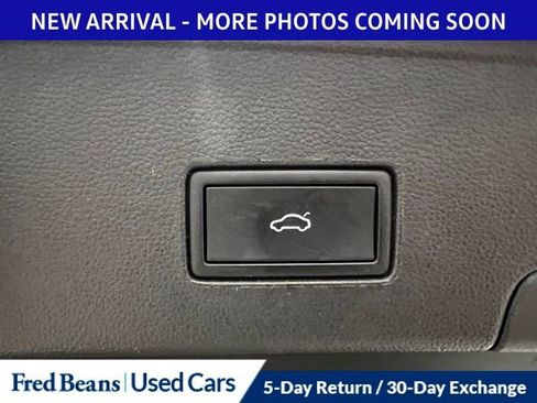 Used 2024 Volkswagen Atlas Cross Sport SE w/ Panoramic Sunroof Package image 10