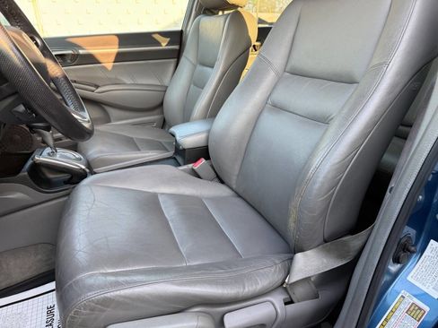 Used 2010 Honda Civic EX-L image 19