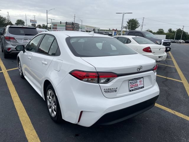Used 2025 Toyota Corolla LE FWD image 31