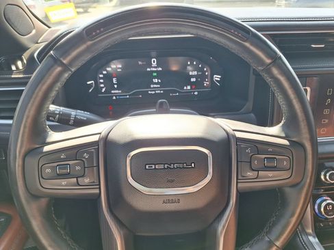 Used 2023 GMC Yukon Denali Ultimate AWD/4WD image 18