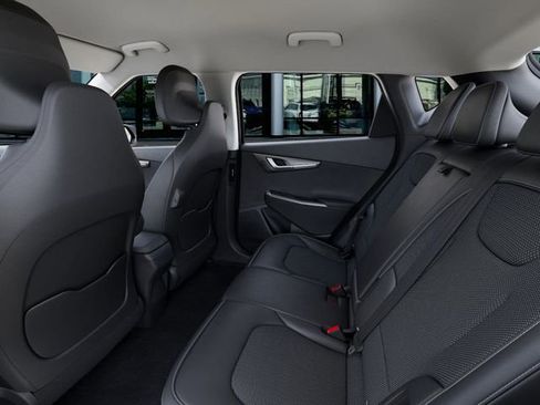 New 2025 Kia EV6 Light w/ Light LR Technology Package image 18