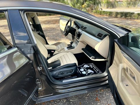 Used 2014 Volkswagen CC Sport FWD image 6