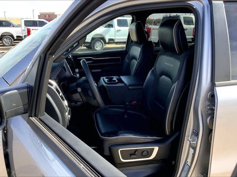Used 2023 RAM 1500 Laramie image 8