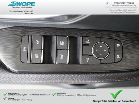 Used 2025 Nissan Kicks SR AWD/4WD image 15