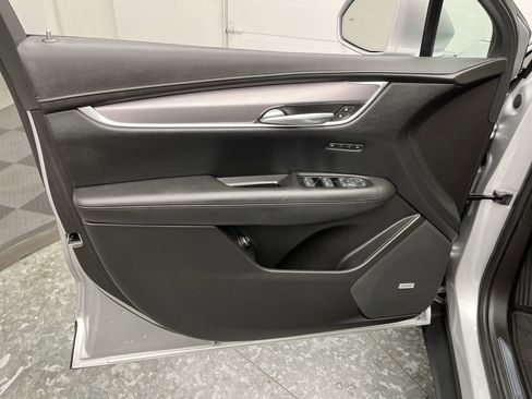 Used 2018 Cadillac XT5 Luxury AWD/4WD image 7