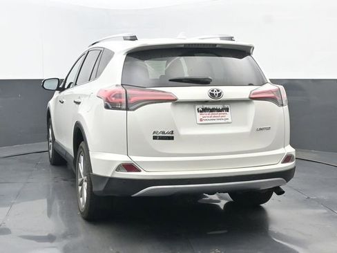 Used 2016 Toyota RAV4 Limited w/ Advanced Technology Package FWD image 4