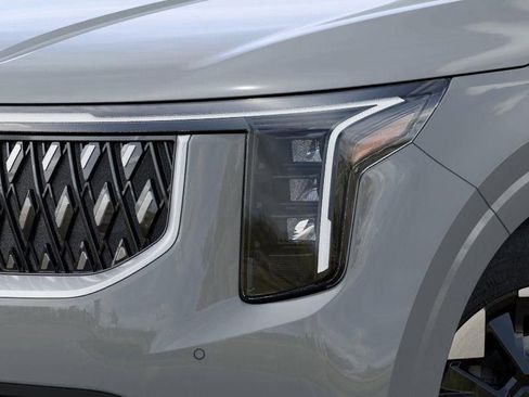 New 2026 Kia Carnival EX image 10