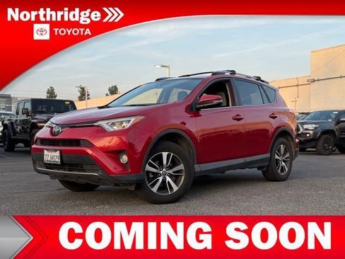 Used 2017 Toyota RAV4 XLE image 2