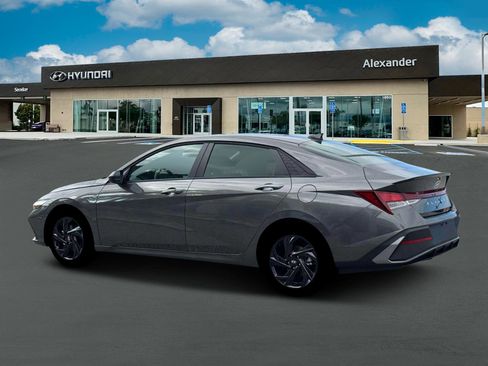 New 2026 Hyundai Elantra Sport image 4