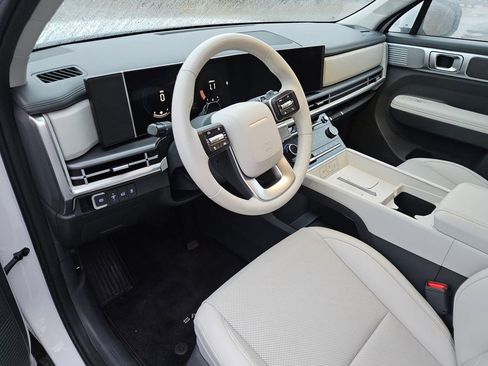 Used 2026 Hyundai Santa Fe SEL AWD/4WD image 13