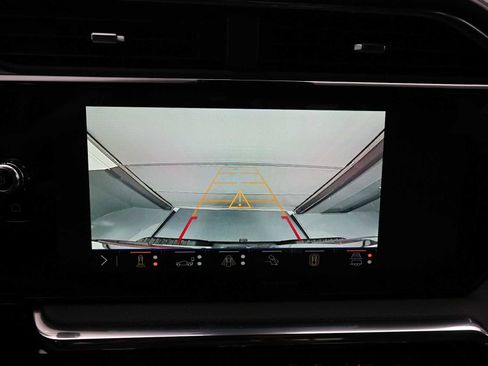 New 2025 GMC Sierra 2500 Denali w/ Denali Reserve Package image 14