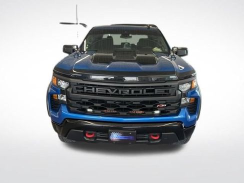 Used 2022 Chevrolet Silverado 1500 Custom Trail Boss w/ LPO, Dark Essentials Package AWD/4WD image 3