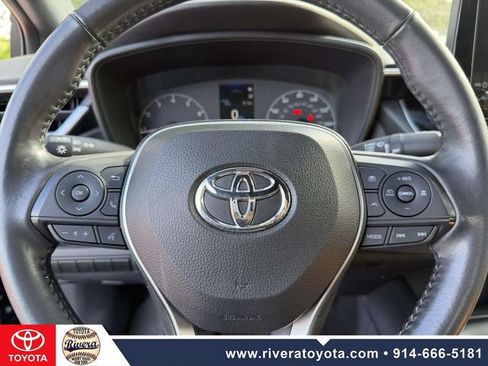 Used 2023 Toyota Corolla SE w/ Carpet Mat Package (TMS) FWD image 17