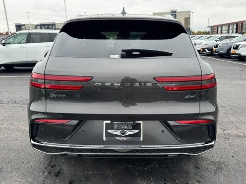New 2026 Genesis GV70 2.5T Select image 4