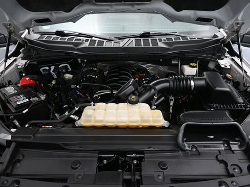 Used 2022 Ford F150 XLT w/ Equipment Group 302A High AWD/4WD image 8