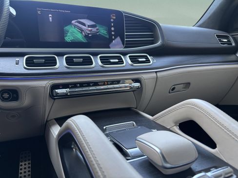 Used 2023 Mercedes-Benz GLS 63 AMG 4MATIC image 15