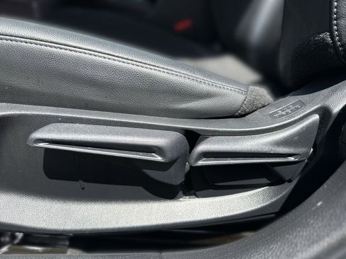 Used 2025 Honda Civic Sport image 14