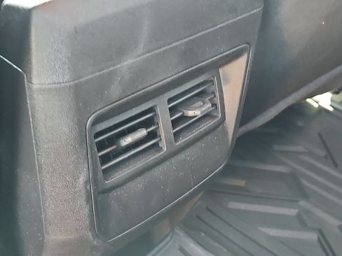 Used 2025 Chevrolet Colorado Trail Boss AWD/4WD image 22