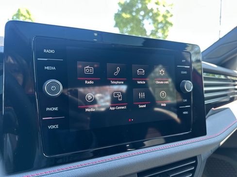 New 2026 Volkswagen Jetta GLI Autobahn FWD image 9