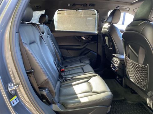 Used 2019 Audi Q7 3.0T Prestige w/ Prestige Package AWD/4WD image 18