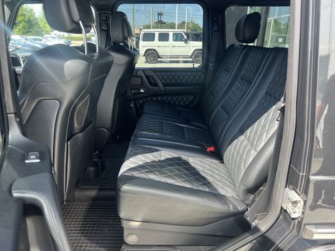 Used 2016 Mercedes-Benz G 65 AMG 4MATIC image 32