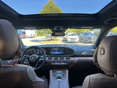 New 2026 Mercedes-Benz GLS 450 4MATIC image 32