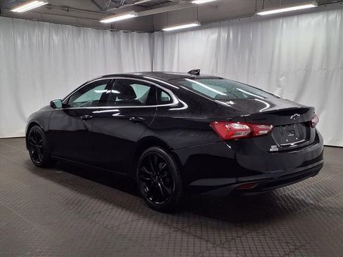 Used 2024 Chevrolet Malibu LT w/ Midnight Edition image 2