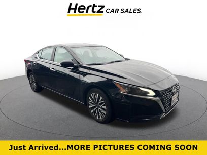 Used 2025 Nissan Altima 2.5 SV