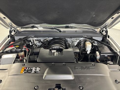 Used 2018 GMC Yukon XL SLT AWD/4WD image 61