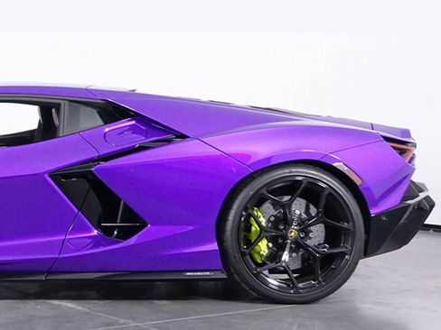 Used 2024 Lamborghini Revuelto AWD/4WD image 14