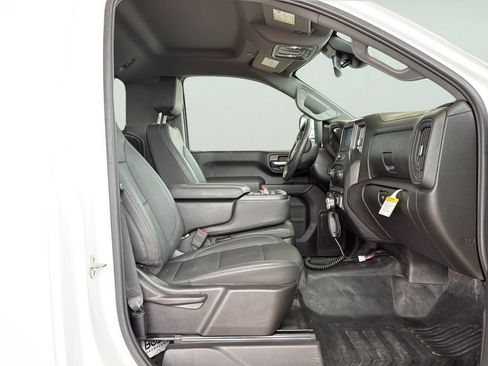 Used 2025 Chevrolet Silverado 2500 W/T w/ WT Convenience Package AWD/4WD image 11