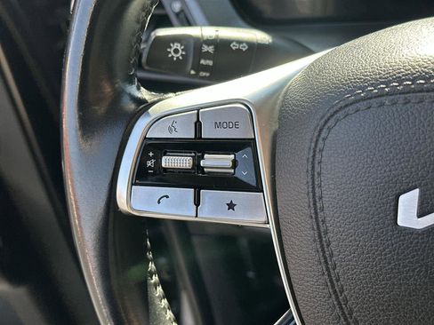 Used 2024 Kia Telluride S w/ S Sunroof Package image 24