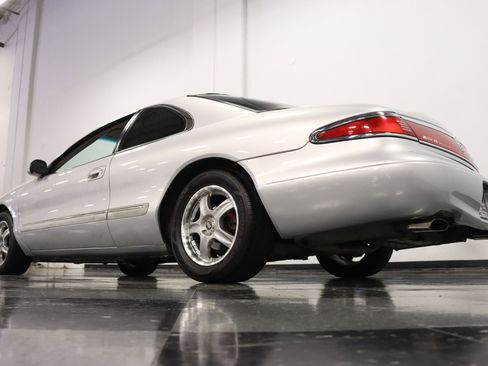 Used 1998 Lincoln Mark VIII image 29