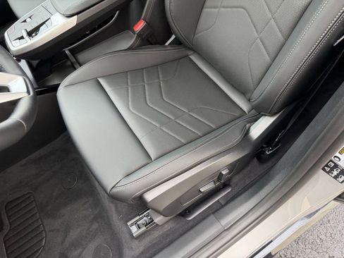 Used 2025 BMW X1 xDrive28i w/ Convenience Package image 12