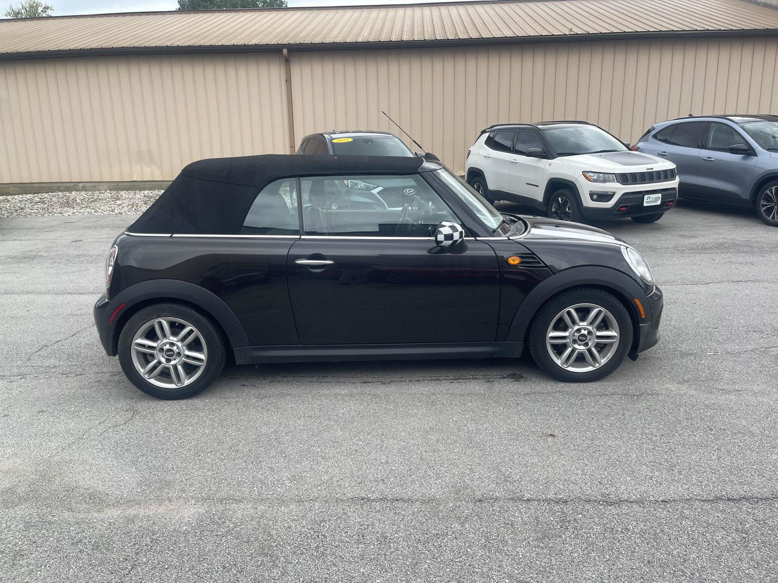 Used 2015 MINI Cooper Convertible FWD image 4