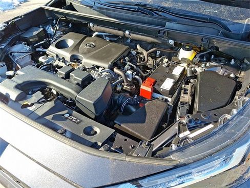 Certified 2024 Toyota RAV4 XLE image 28
